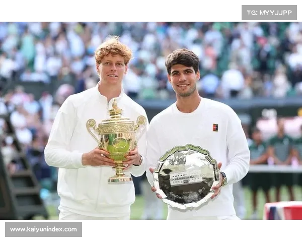 ATP总决赛单打四强产生：辛纳、阿尔卡拉斯、阿利亚西姆、德米纳尔突围